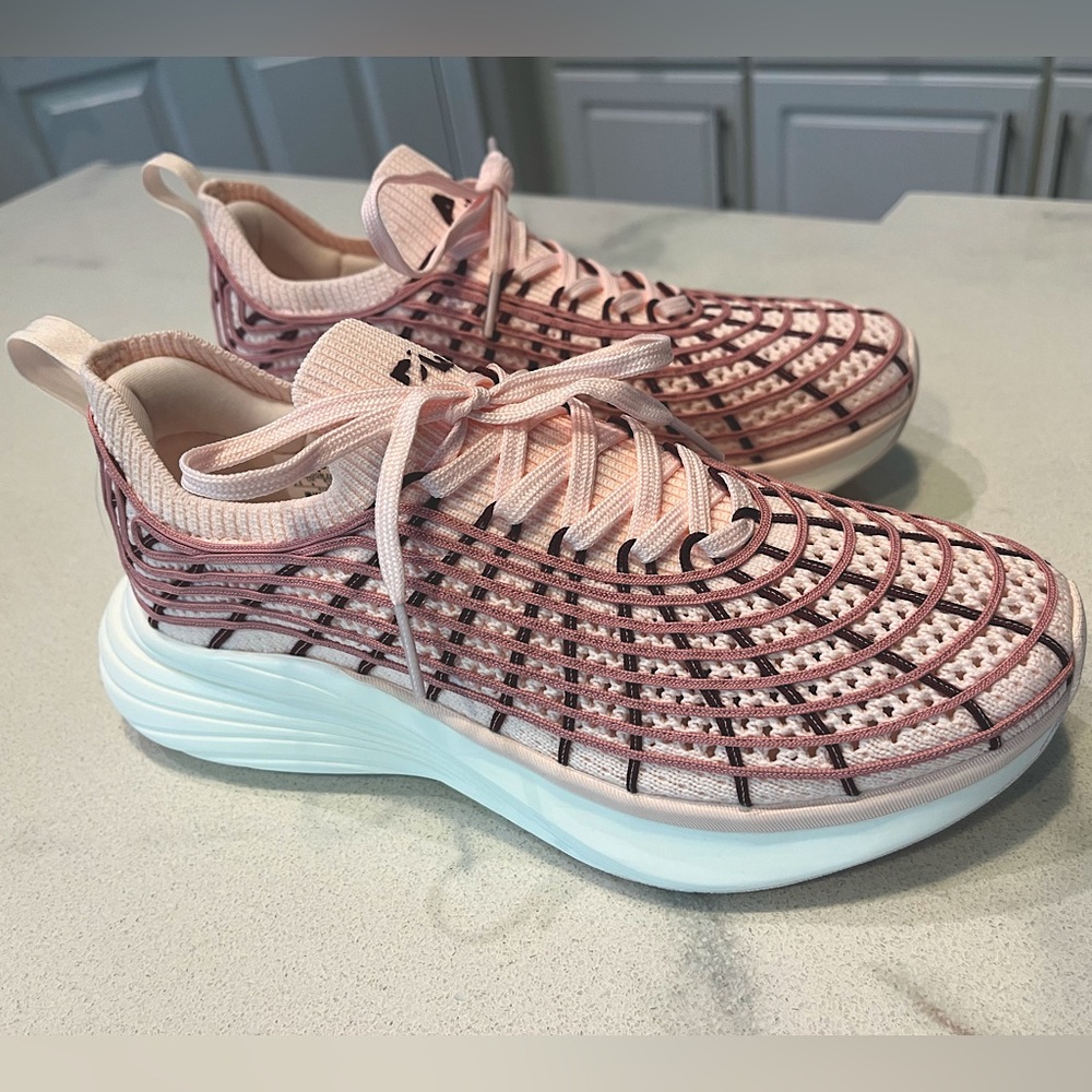 Brand New APL Women’s Techloom Zipline Shoes